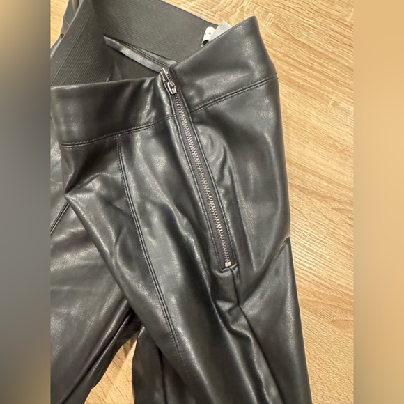 Topshop Black Faux Leather Trousers - Picture 3 of 8